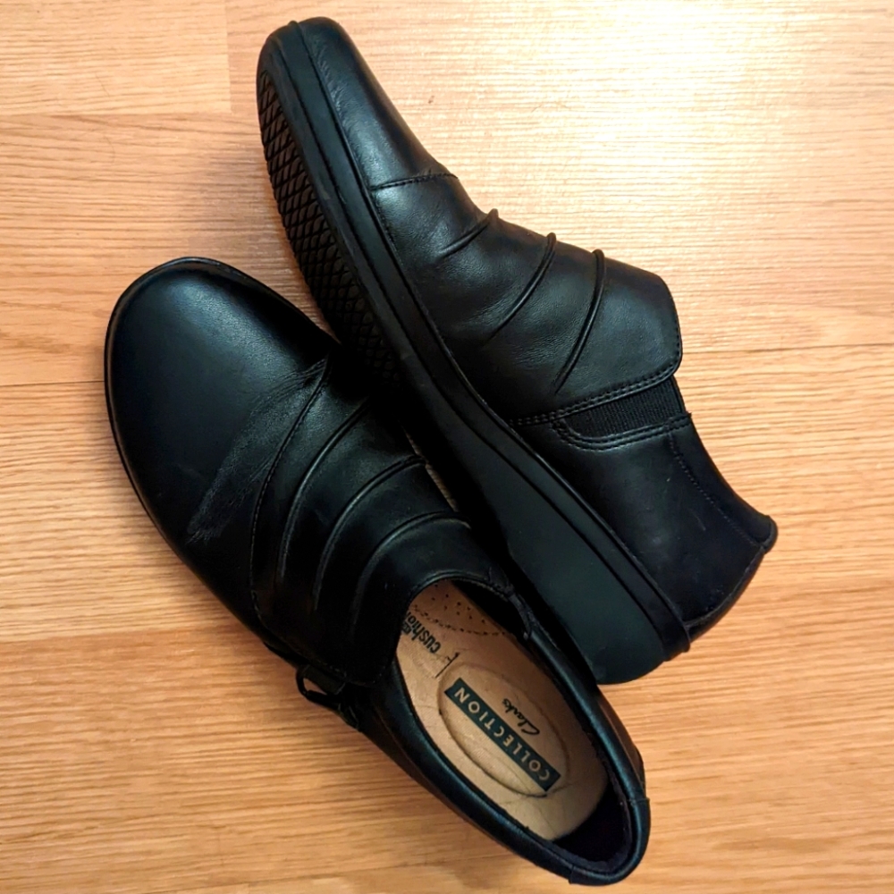 Clarks Comfort Loafers Easy slip-on Black Xtra Cushioning Sz 7.5